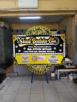 Papan Bunga di Harapan Indah